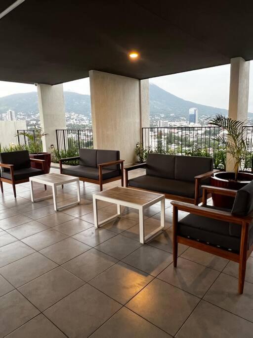 Modern & 2br W Pool & Gym Prime Location Apartamento *