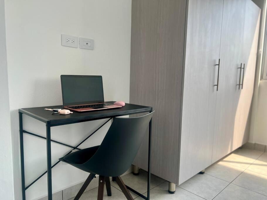 Apartamento Modern & 2br W Pool & Gym Prime Location